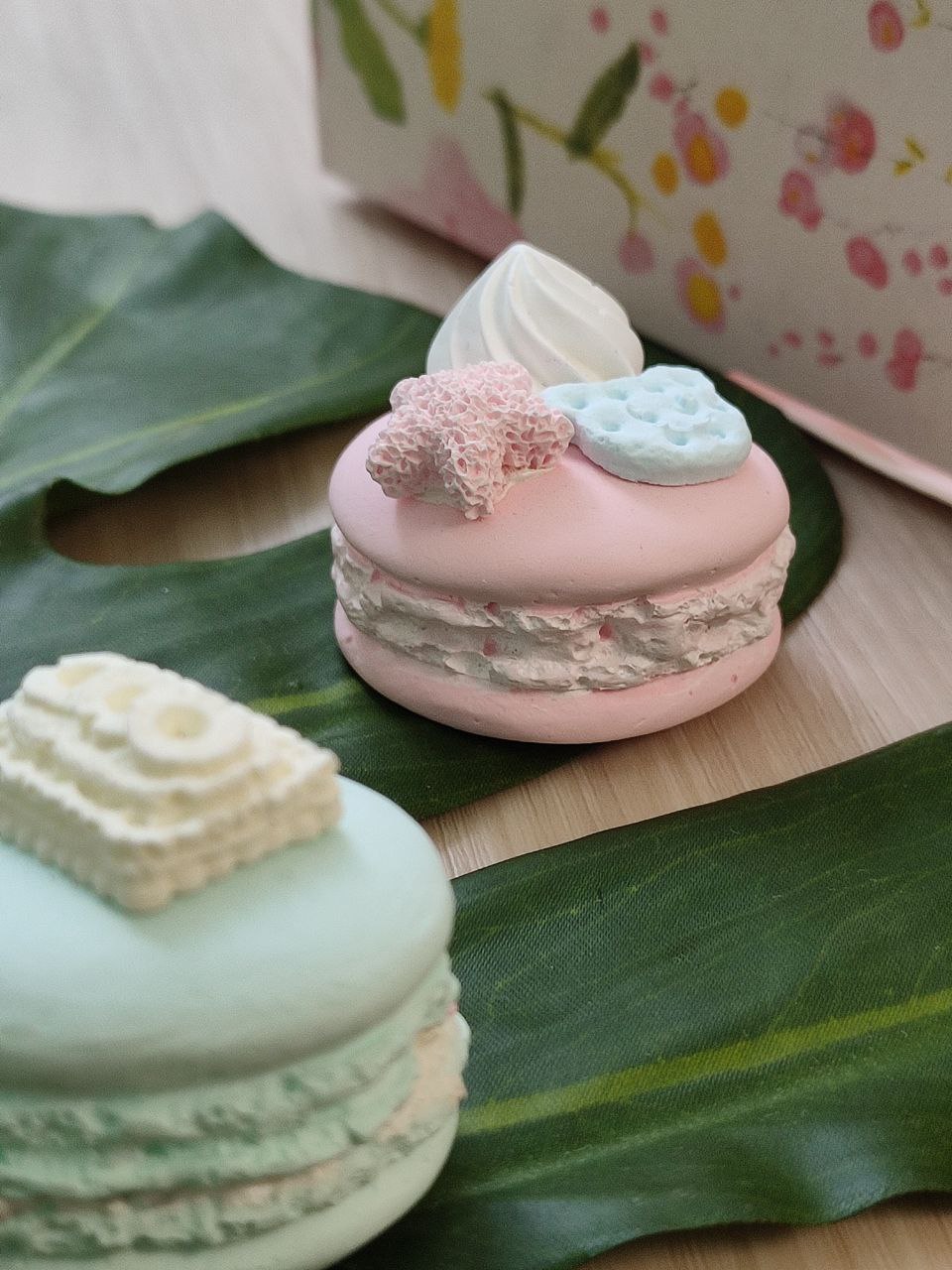 Macaron Gift Box - Image 2